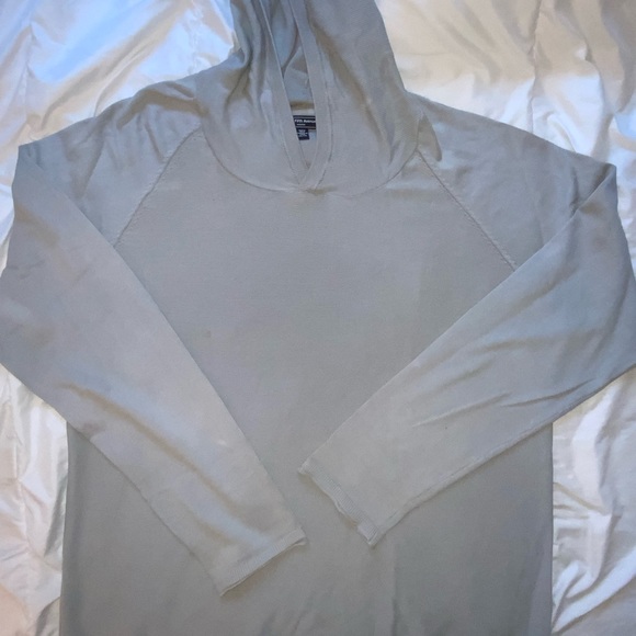 Sam's Fifth Avenue, made in Italy, is 100% Cotton, shirt with hood. - Picture 2 of 5